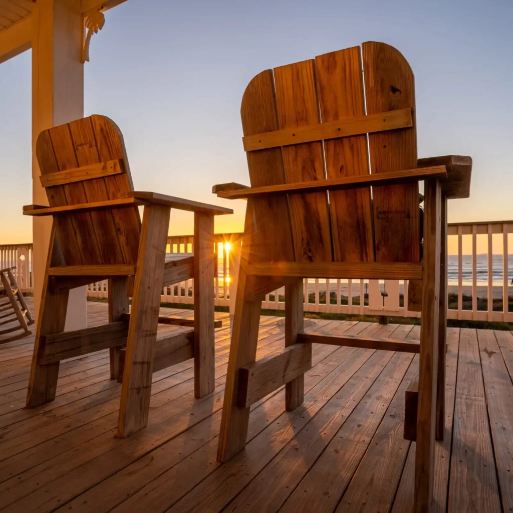 Does teak furniture last outside | Outdoor furniture and patio furniture