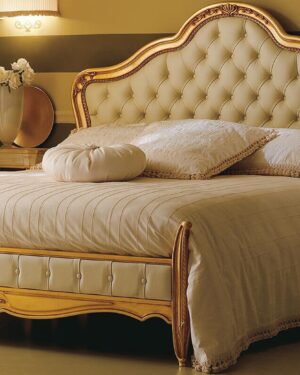 teakwood bed